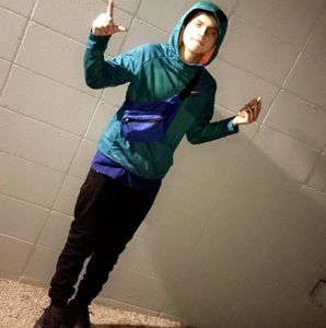 Meet your Posher, Christopher